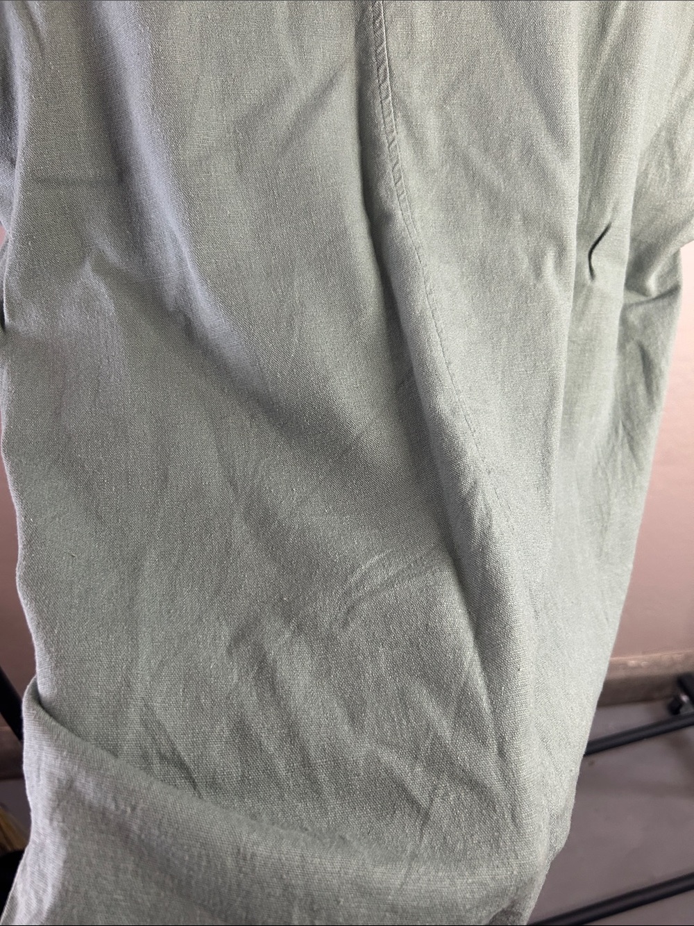Cable & Gauge Studio Linen Blend Roll Tab Top Sage Green Large - Picture 10 of 12